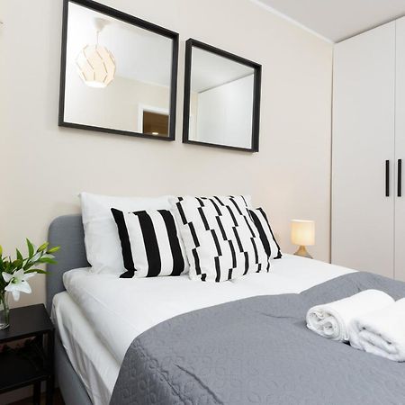 Apartments Warsaw Krolewska By Noclegi Renters Εξωτερικό φωτογραφία